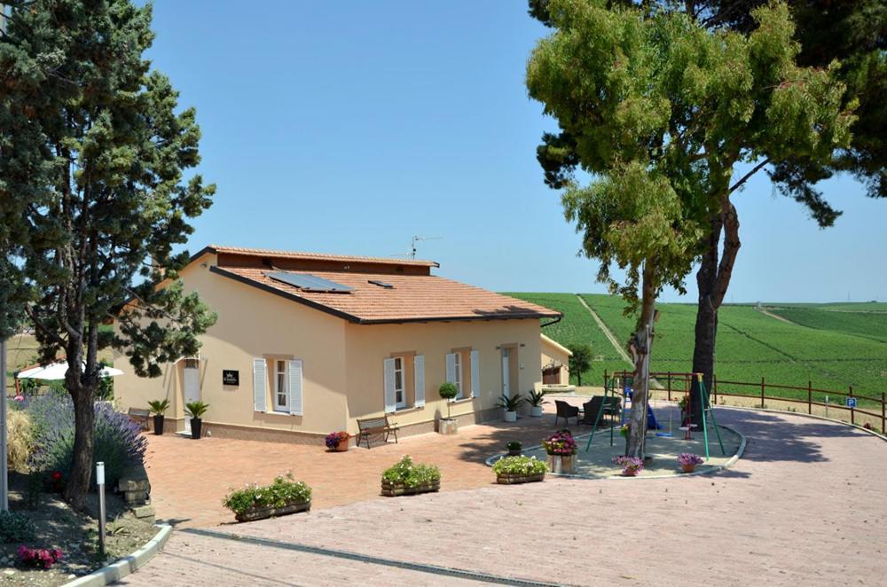 Re Umberto Suite San Salvo Exterior photo